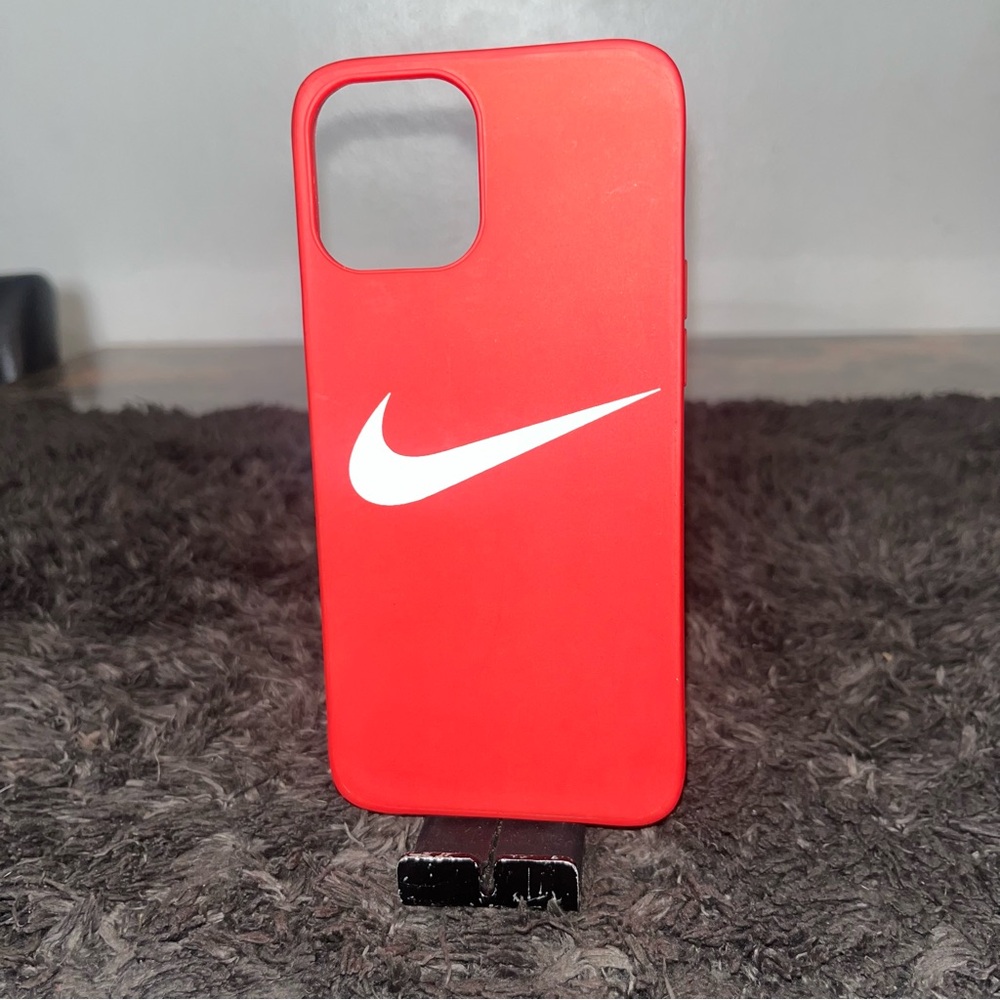 12 Pro Max Red Phone Case 🔥🔥🔥🔥🔥‼️‼️ - Picture 3 of 15